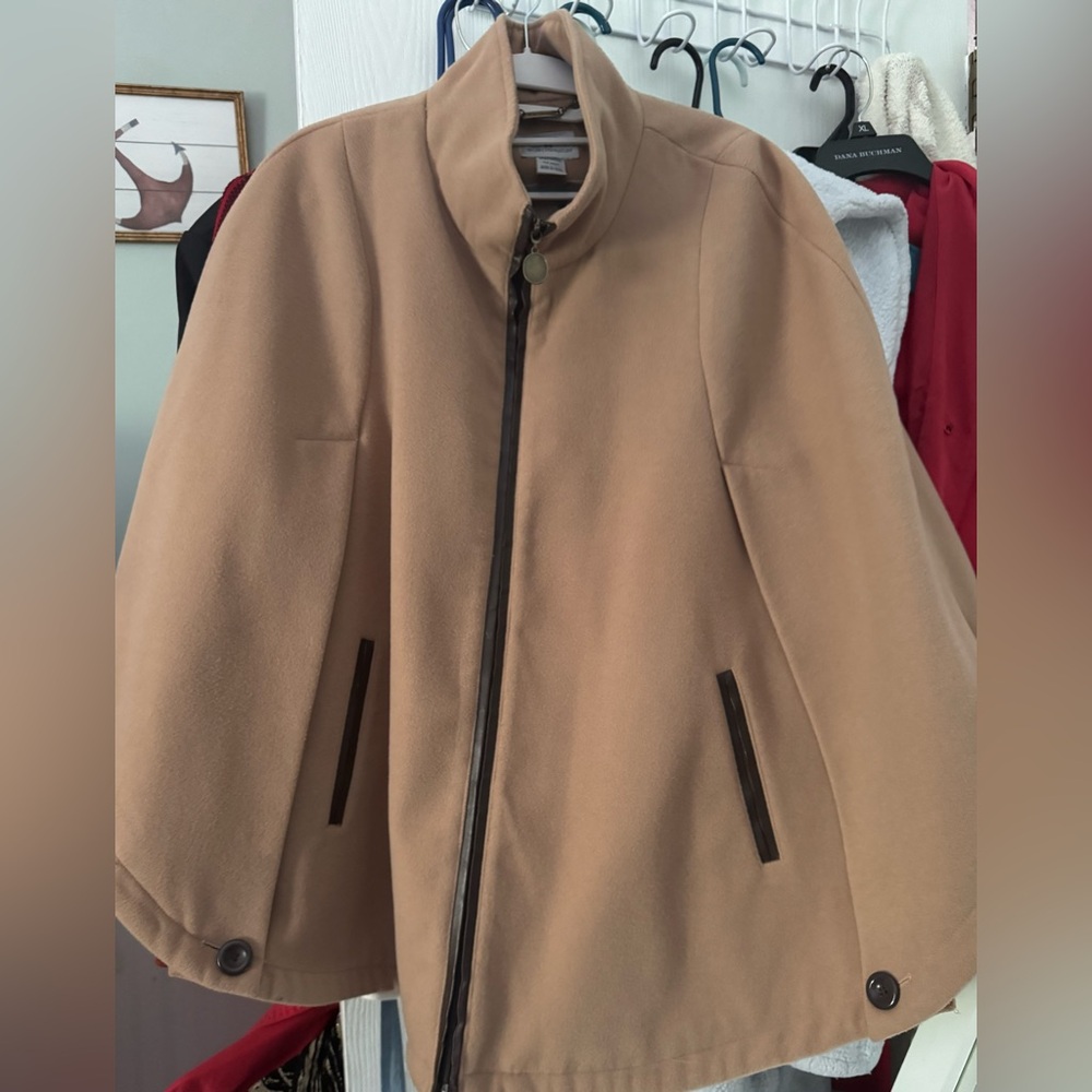 Worthington Camel NWOT cape/coat with Black Accents